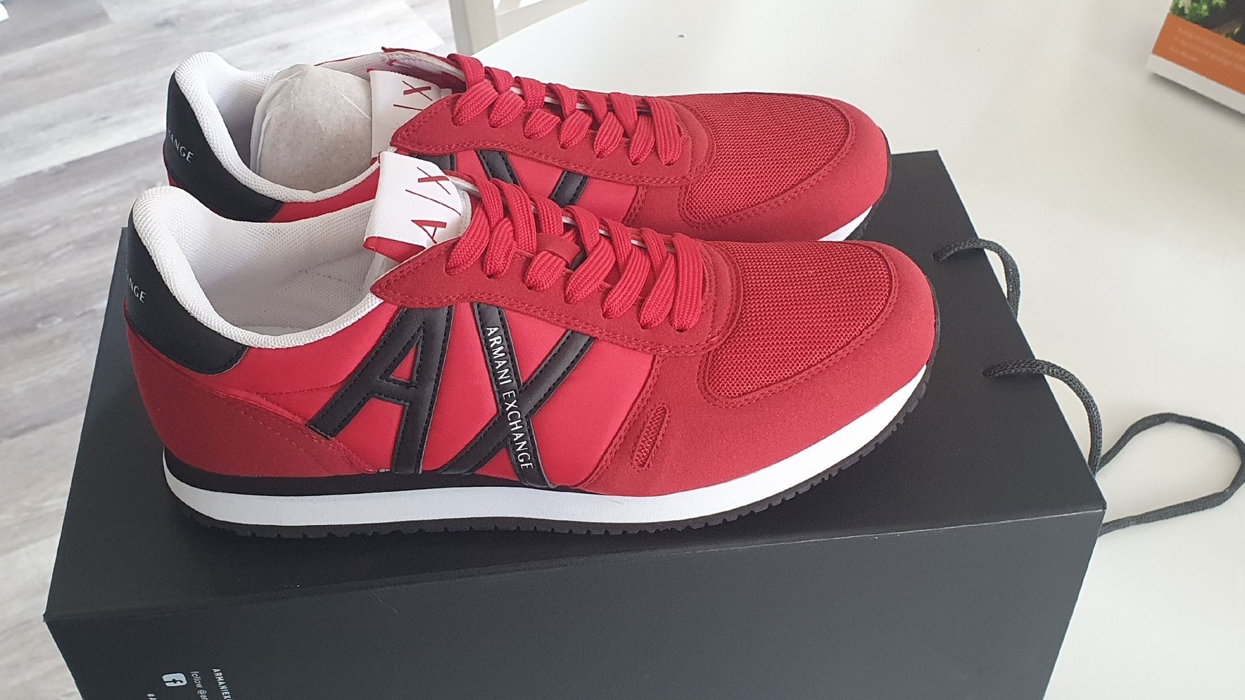 Armani Scarpe da uomo: Rote Armani Exchange Sneaker Gr. 42 – Nuovo e nell'imballaggio originale da Allschwil venduto da Mani6090