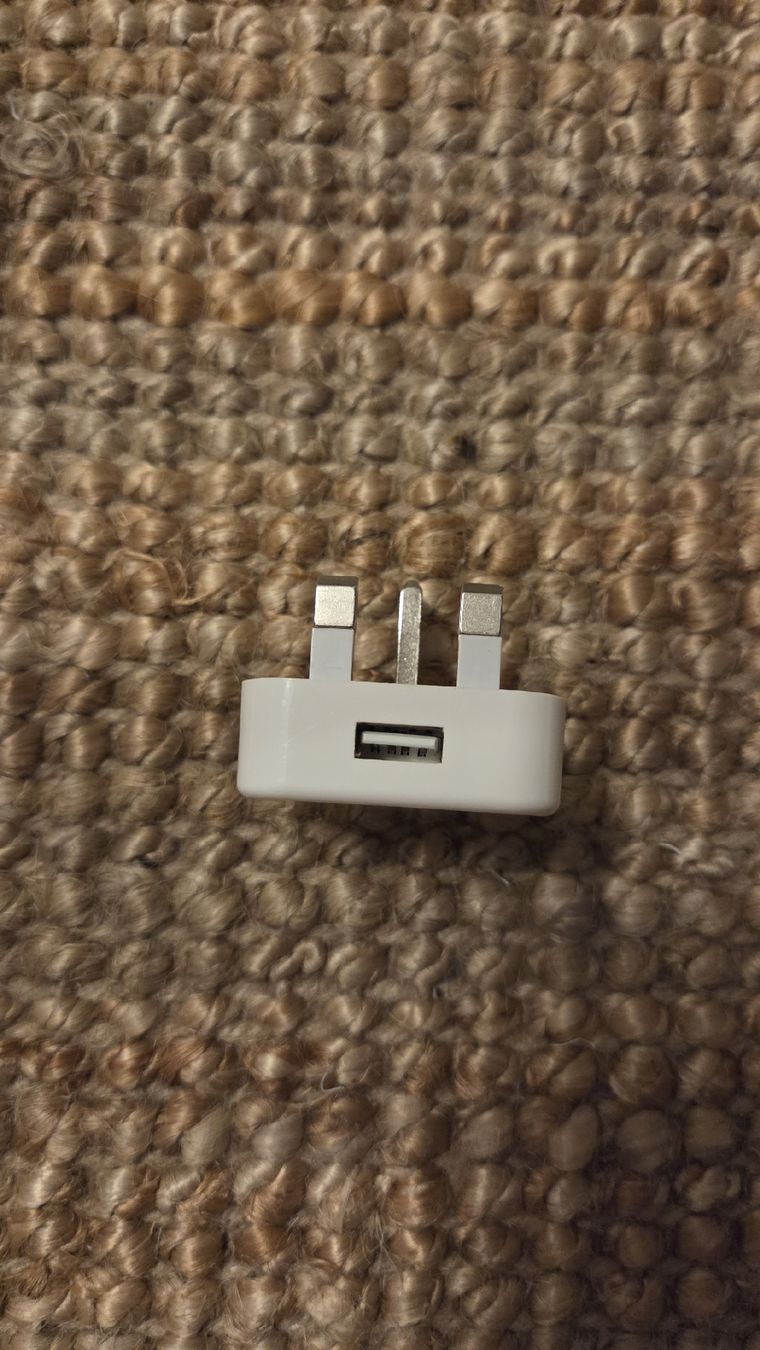 Apple Cavi: Div. Ladekabel, Apple, Samsung etc. – Usato da Kreuzlingen venduto da MeinKleinesAtelier 2