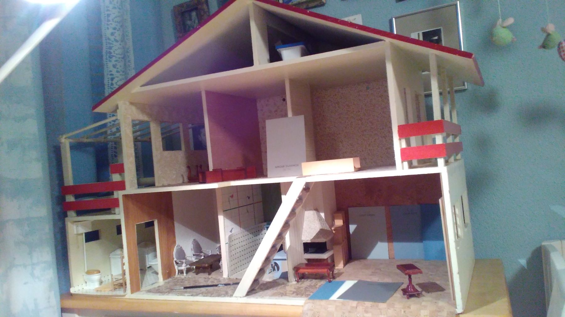 Case e mobili per bambole: wunderschönes Puppenhaus – Usato da Uster venduto da ruehan 8