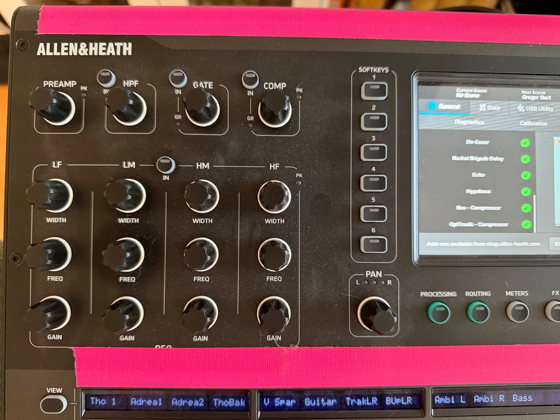 Allen & Heath Console di mixaggio: Allen&Heath QU-5 Mischpult – Usato da Triengen venduto da Gugelhopf123 3