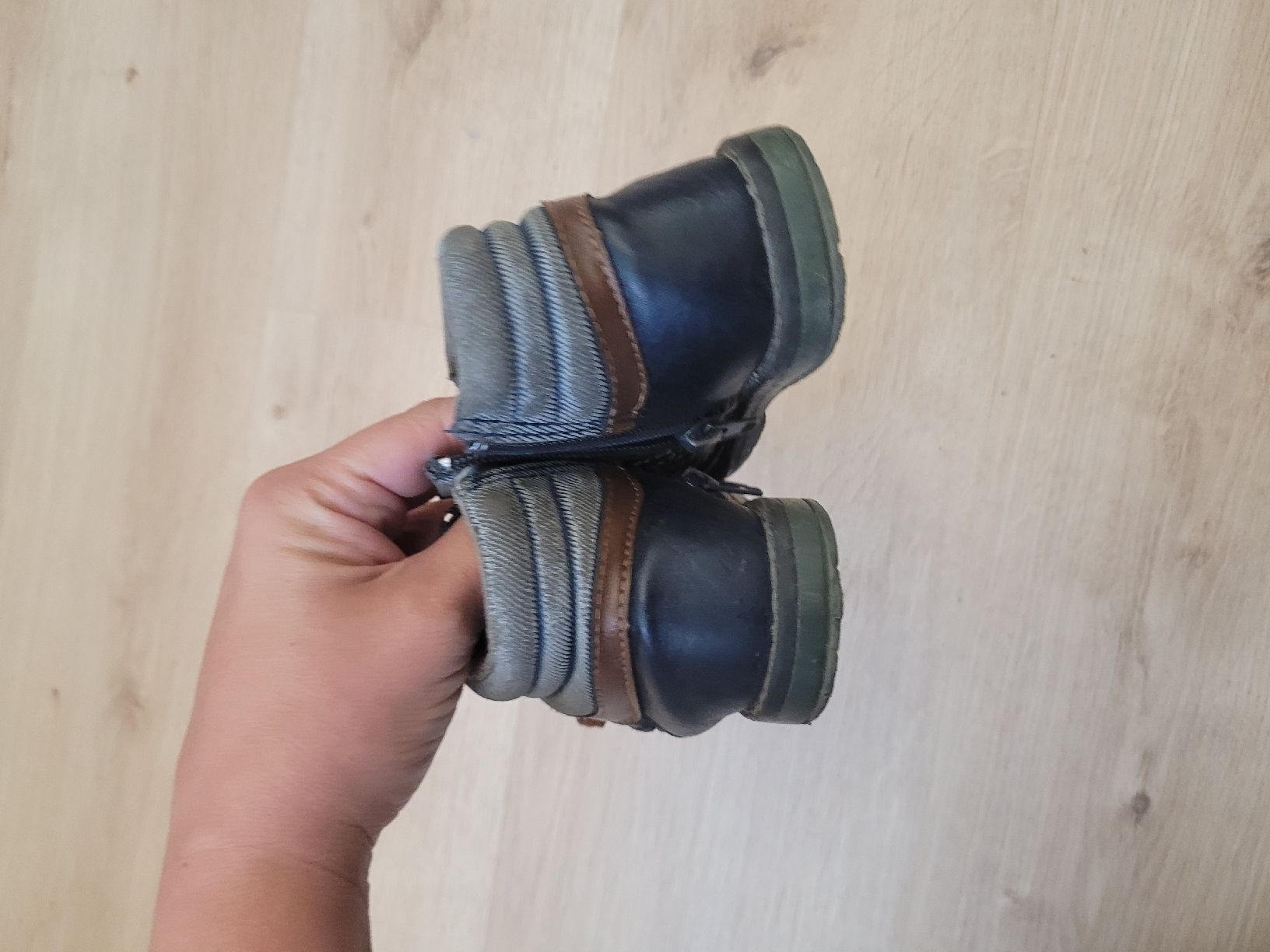 Scarpe per ragazzi: Schuhe Gr. 24 – Usato da Lupsingen venduto da sta_wgg5 5