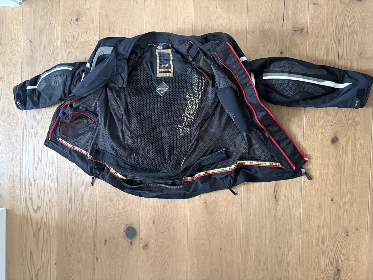 Held Kleiderpakete: Held Damen Motorrad Jacke Gore Tex – Gebraucht aus Schönholzerswilen von rsm_6d2n