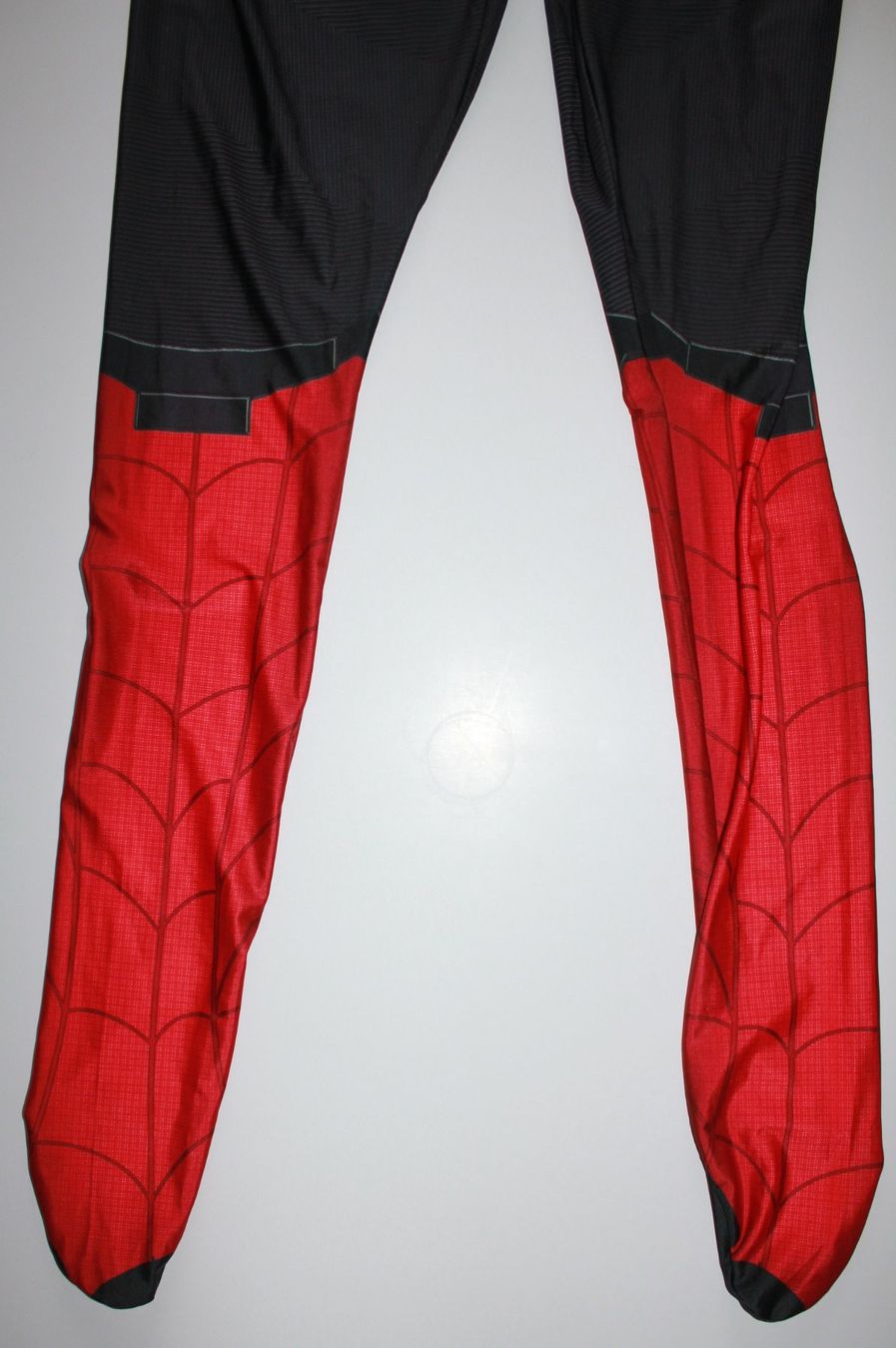 Costumi: Costume Spiderman  taille environ 8 - 10 ans – Usato da Peseux venduto da CoolShoping 2