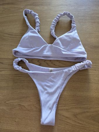 Bikini gerippt fliederfarben Grösse 38 