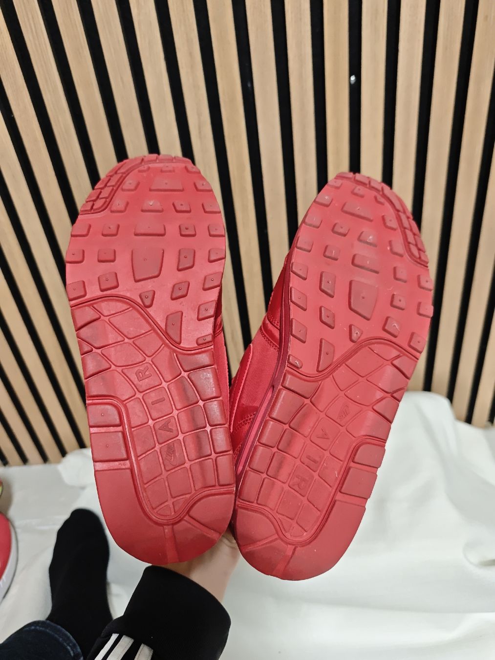 Nike Scarpe da uomo: Nike Air Max 1 Premium - Red neuwertig – Nuovo (secondo la descrizione) da Niederrohrdorf venduto da TK8700 4