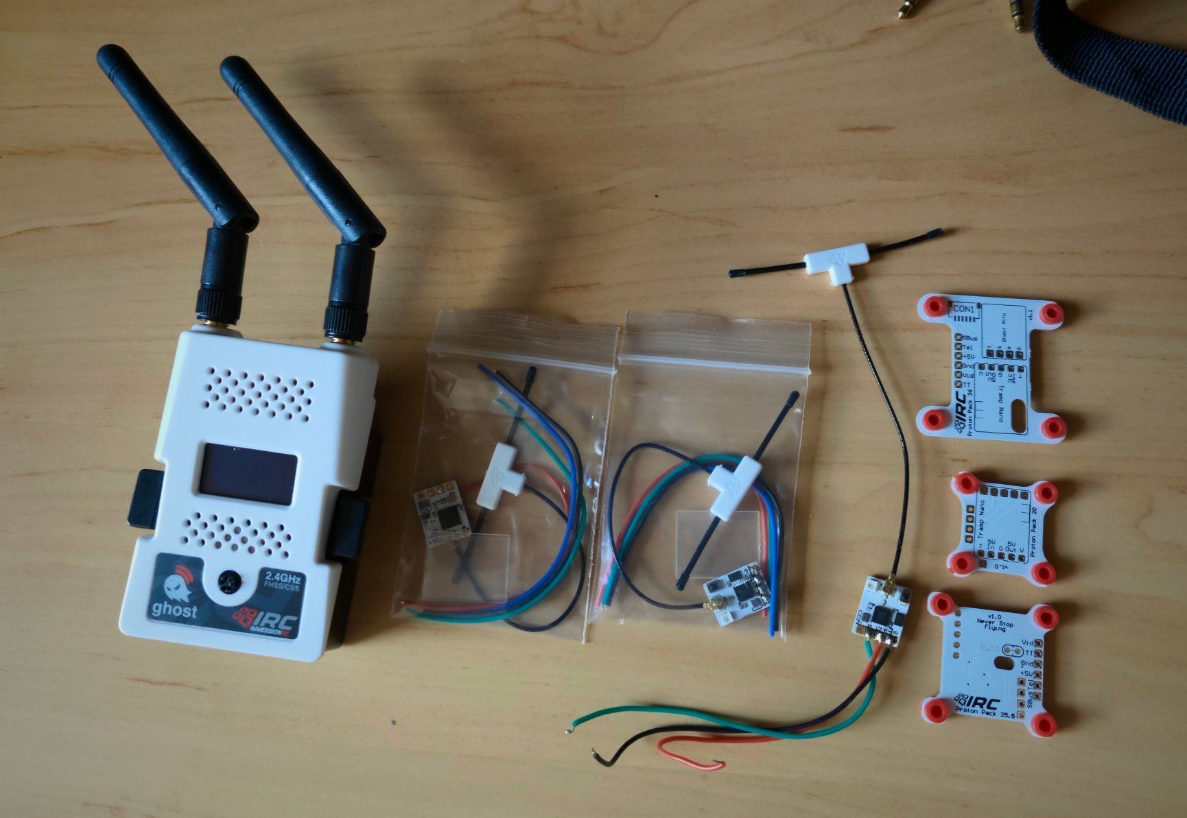 Telecomandi: Module RF JR IRC Ghost + 3 récepteurs Ghost Atto – Usato da Payerne venduto da Kilrah