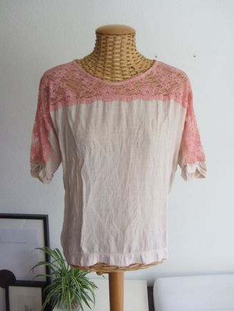 Shabby Chic Oberteil nude mit Spitze - S