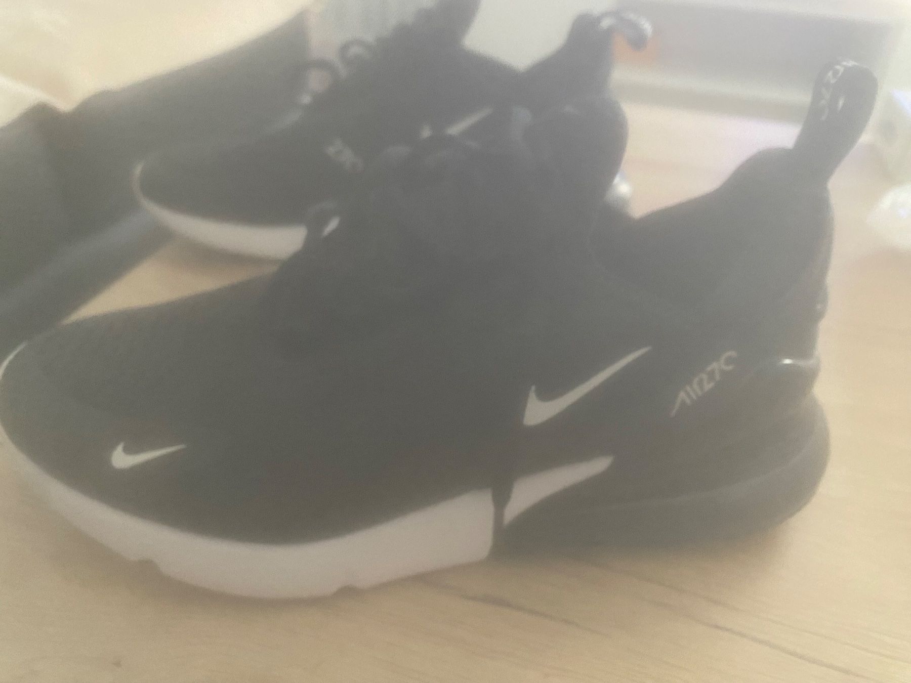 Nike Herrenschuhe: Nike AIR MAX 270 - Sneaker low - black/white size 42 – Neu (gemäss Beschreibung) aus Lausanne von sport1010 3