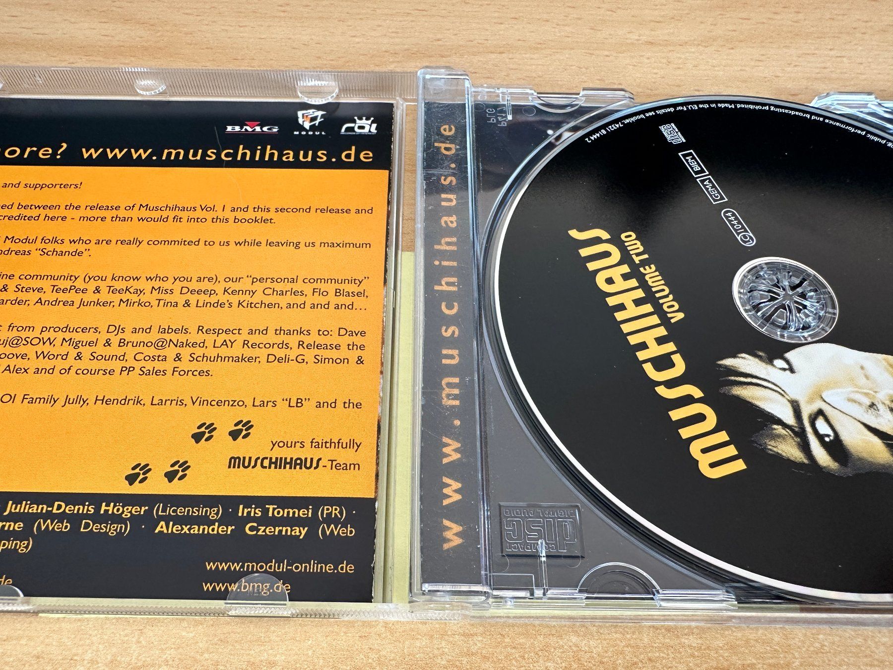 CD: M1 Various – Muschihaus Volume Two – Usato da Rikon im Tösstal venduto da Alpenmutz 2
