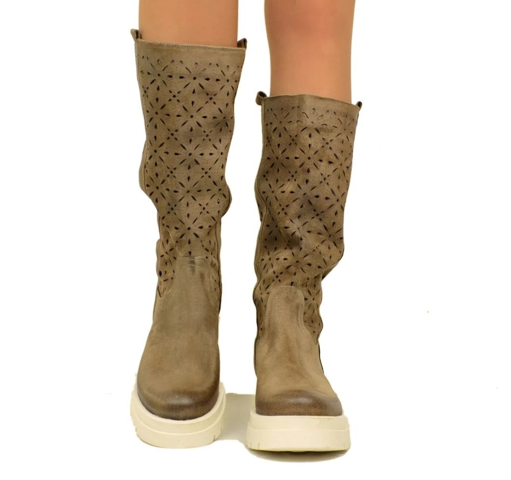 Scarpe da uomo: Perforierte Stiefel taupe Gr. 36 – Nuovo (secondo la descrizione) da Zürich venduto da stefanella 3