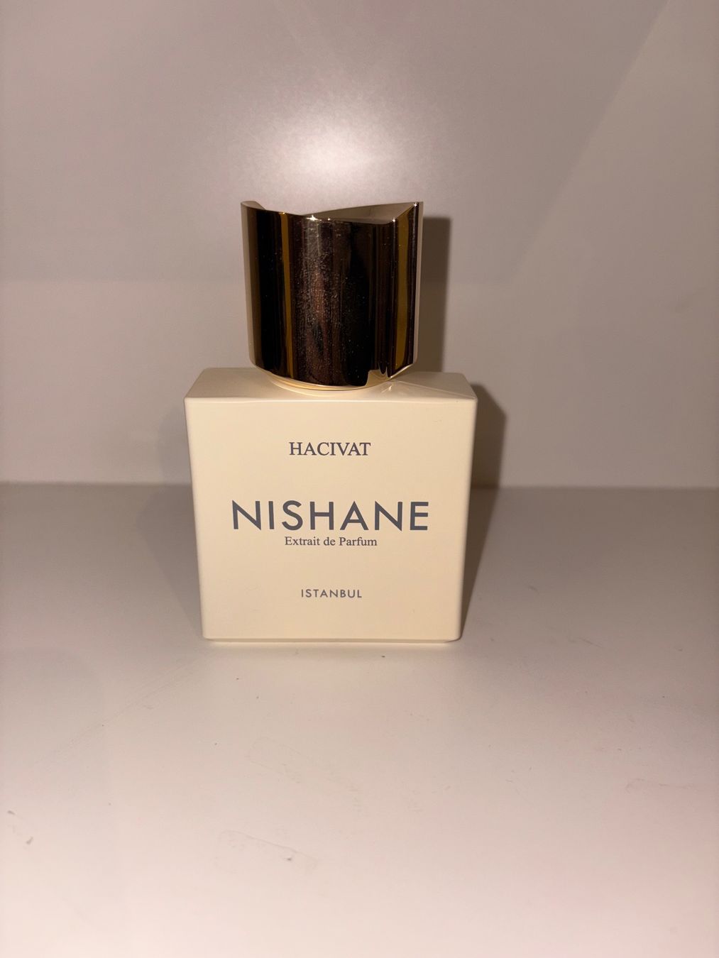 Nishane Parfum & Eau de Toilette: Nishane Hacivat 50ml – Gebraucht aus Münchenstein von dac_9y25