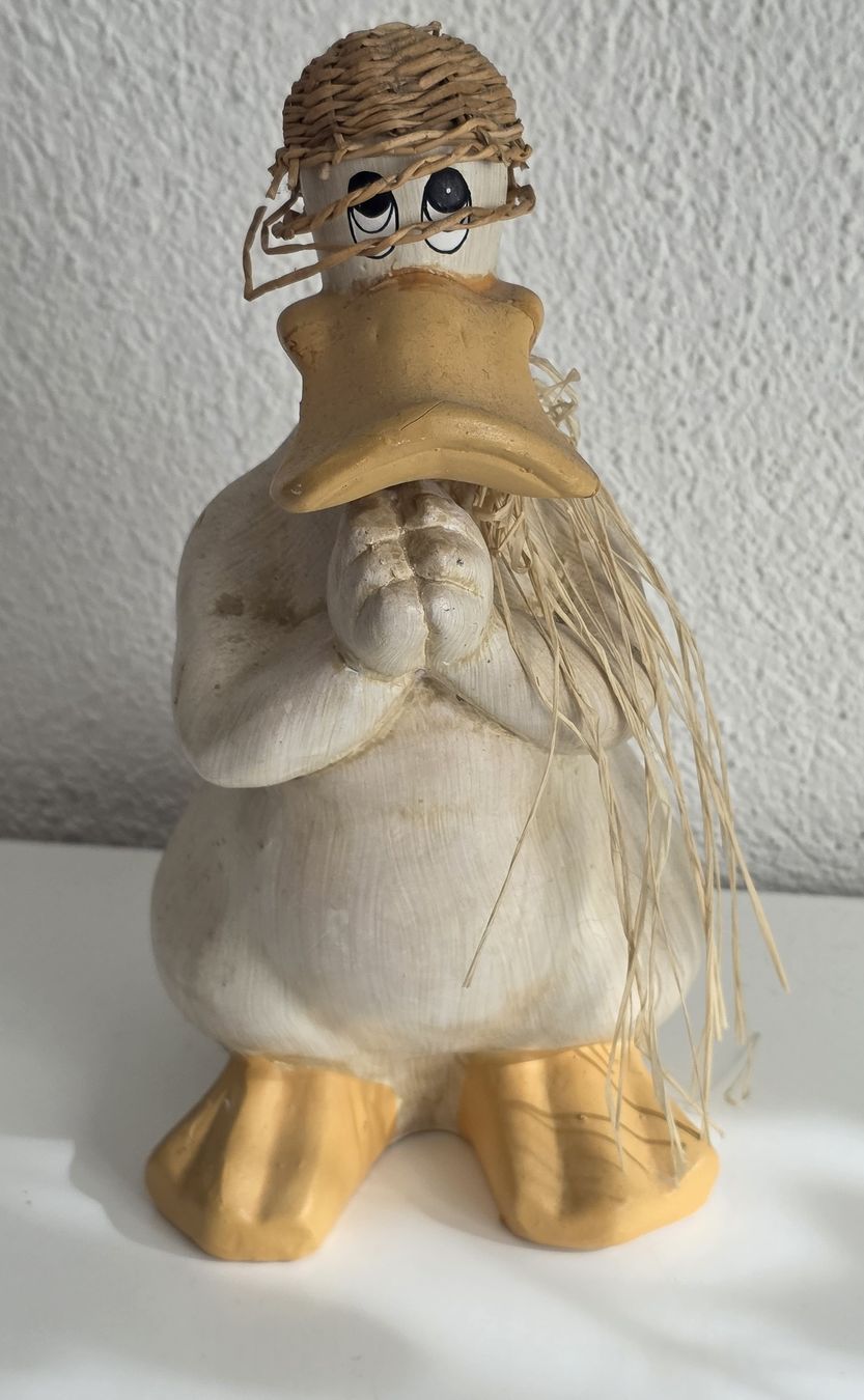 Statuette: Deko-Ente mit Strohhut, Sammlung  – Usato da Rheinsulz venduto da Gilea