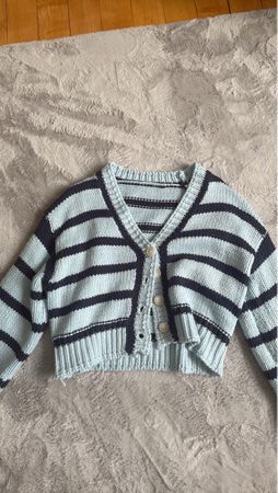 Stylische Strickjacke mit Streifenmuster, Grösse S