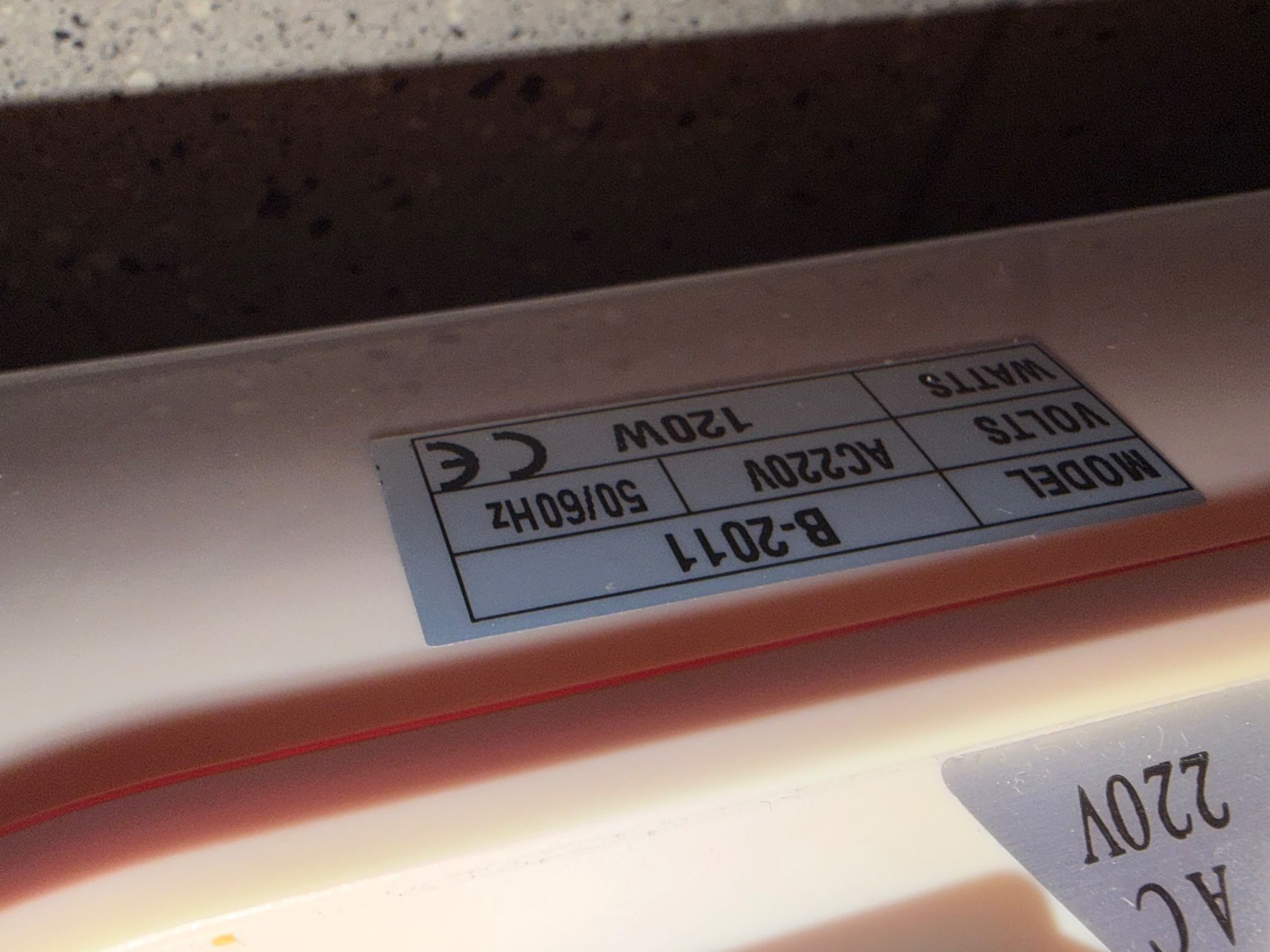 Cura del viso: Multifunktions-Kosmetikgerät – Usato da Uetendorf venduto da tob_xmb5 3