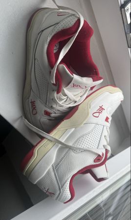 Vintage Court Athletic Low Sneakers White/Red - Size 43!