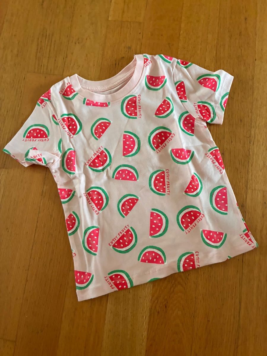 Camicette, T-shirt & Top: schönes Tshirt Gr. 98, Neu – Nuovo (secondo la descrizione) da Richterswil venduto da duffi326464