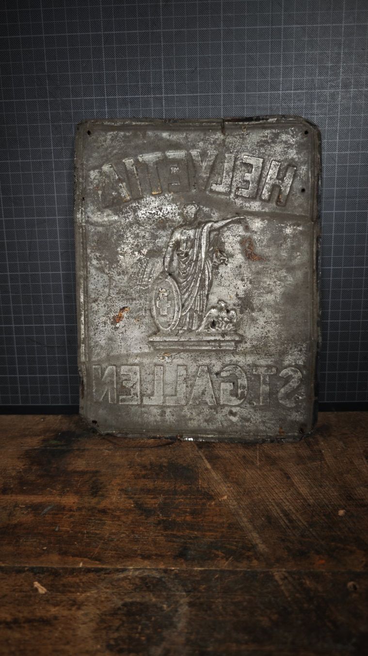 Insegne: Wunderschönes altes Helvetia Schild – Usato da Gelterkinden venduto da MYSTOREFORYOU4460 5