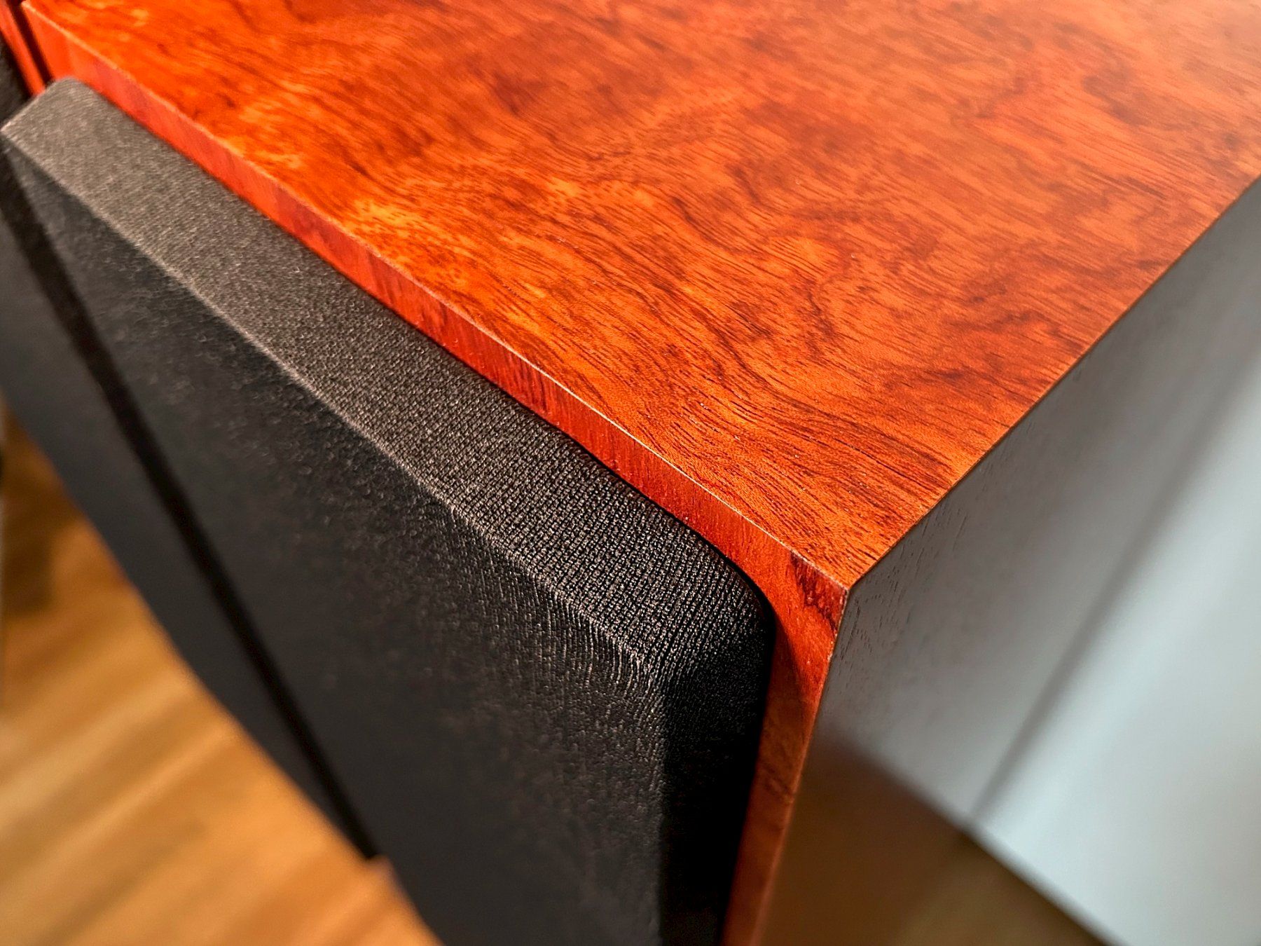 Cabasse Haut-parleurs: Cabasse Jonque 302 Standlautsprecher aus Edelholz Bubinga – D'occasion à Solothurn par stt01 4