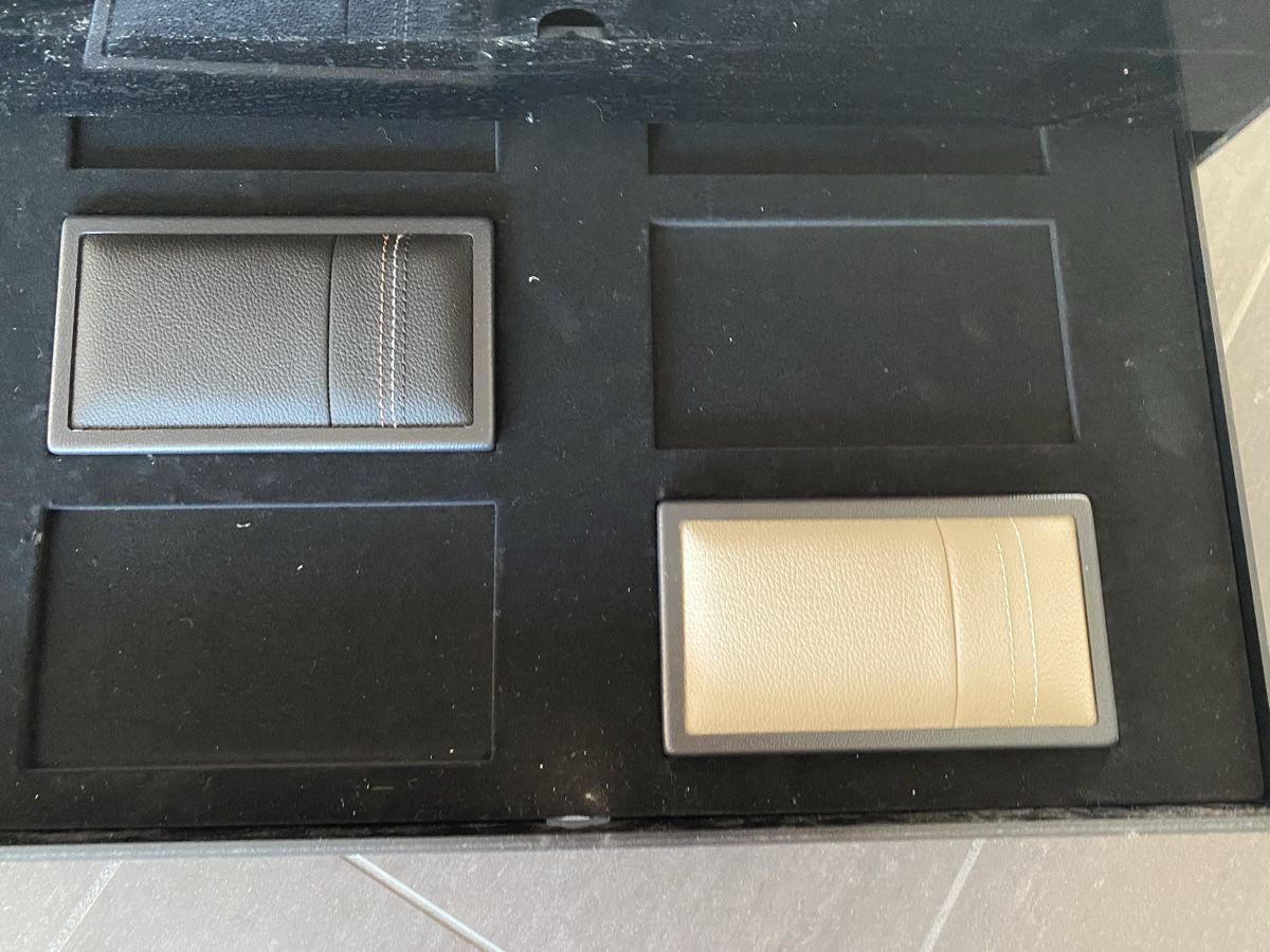 Caisses de transport: Muster Box von OPEL  – D'occasion à Hägglingen par Karin0802 2