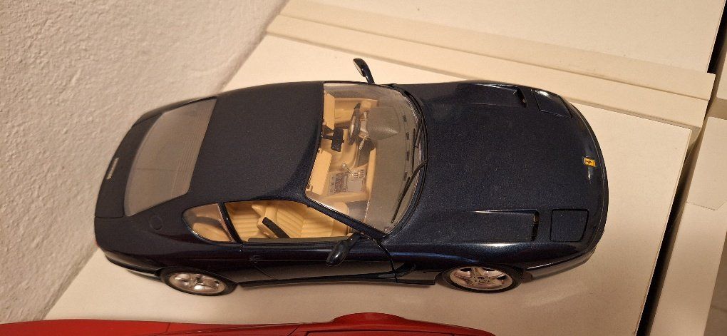 Ferrari Modellini d'auto: 5 Modèles Ferrari 1/18 – Usato da peseux venduto da Macca1 3