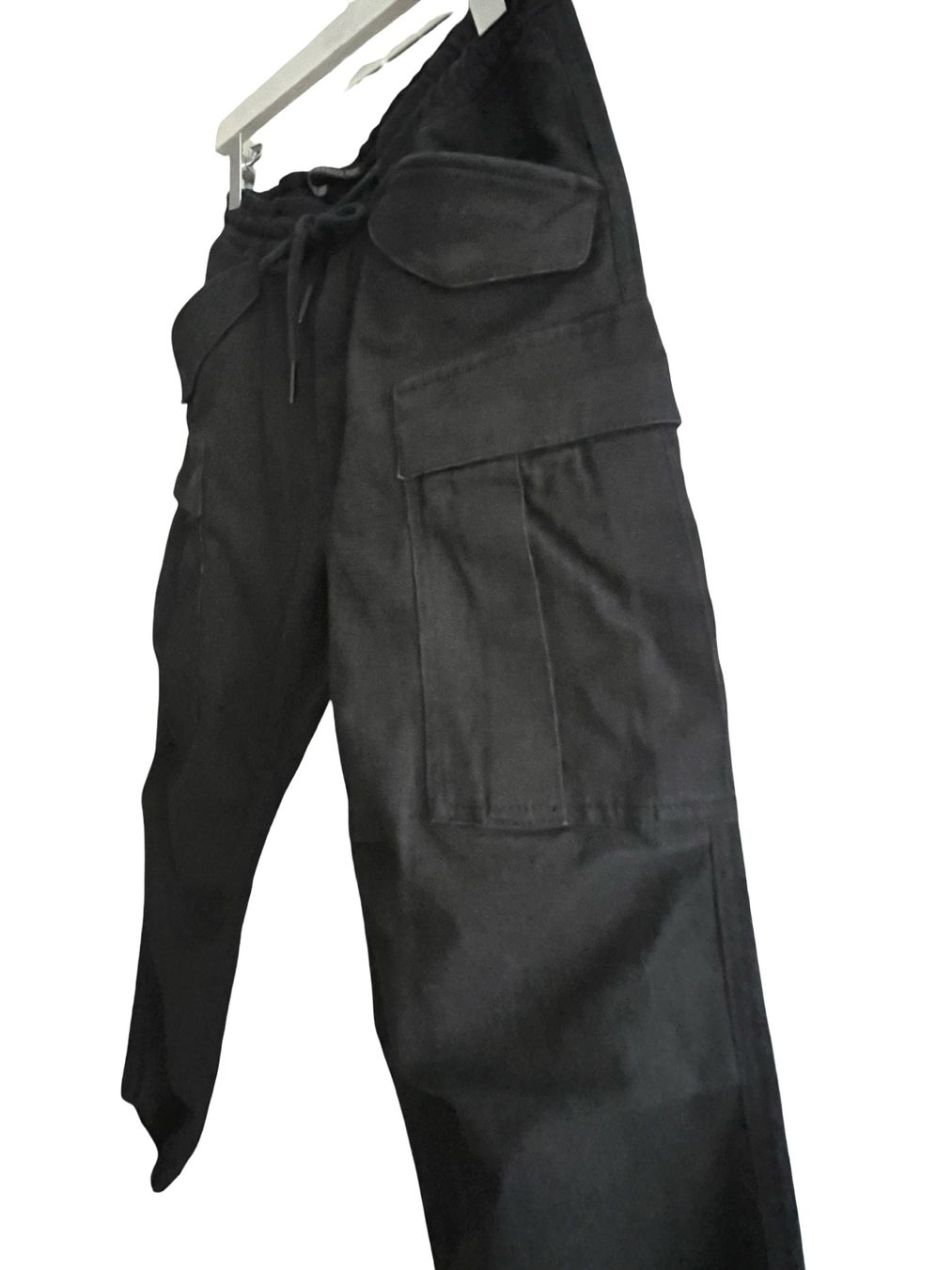 Drykorn Pantaloni: coole Cargohose von DRYKORN – Usato da Jona venduto da vanessasupermarket20 6