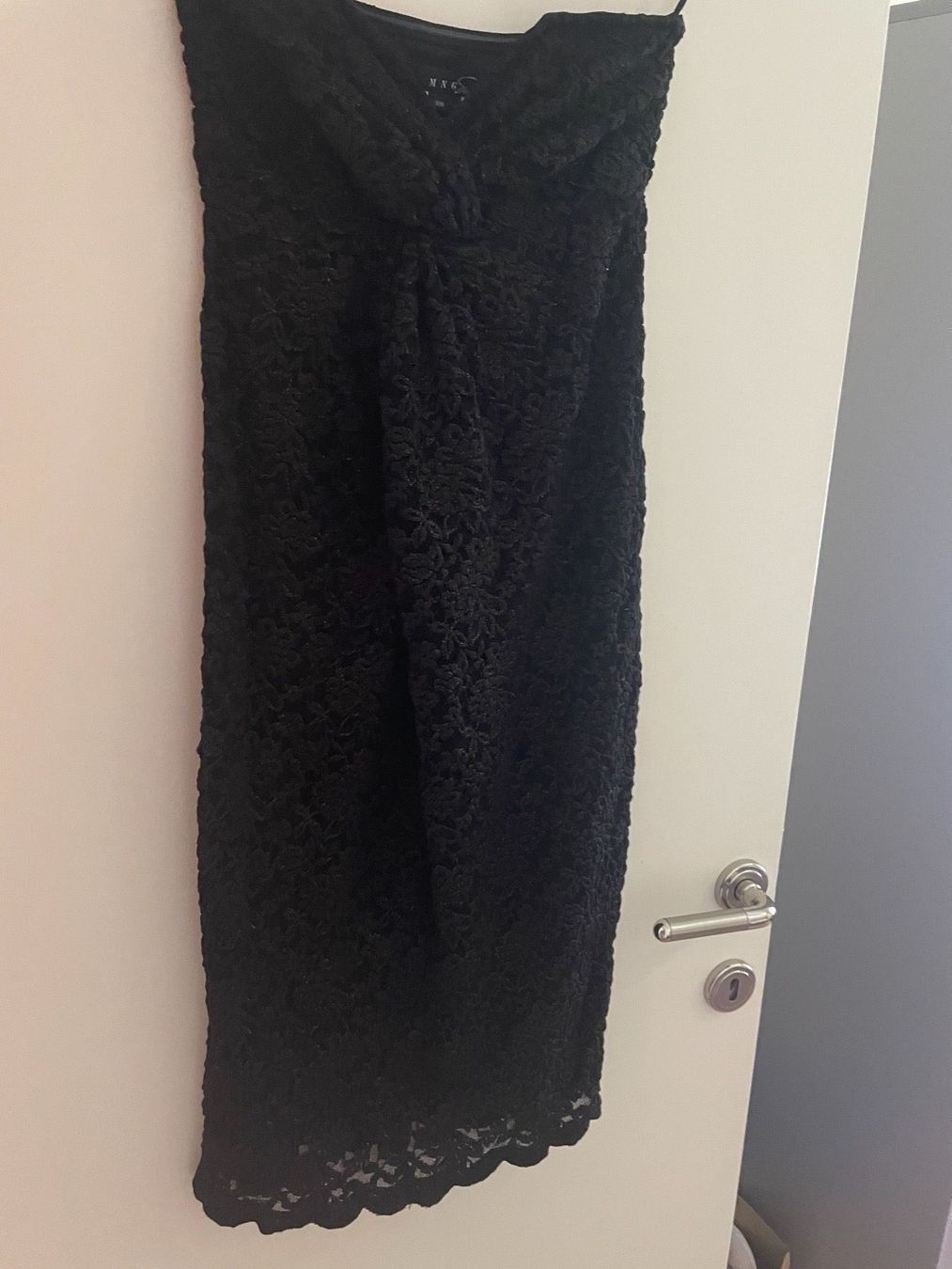 Mango Vestiti: Kleid aus Spitze Mango – Usato da Lausen venduto da san_ddq5