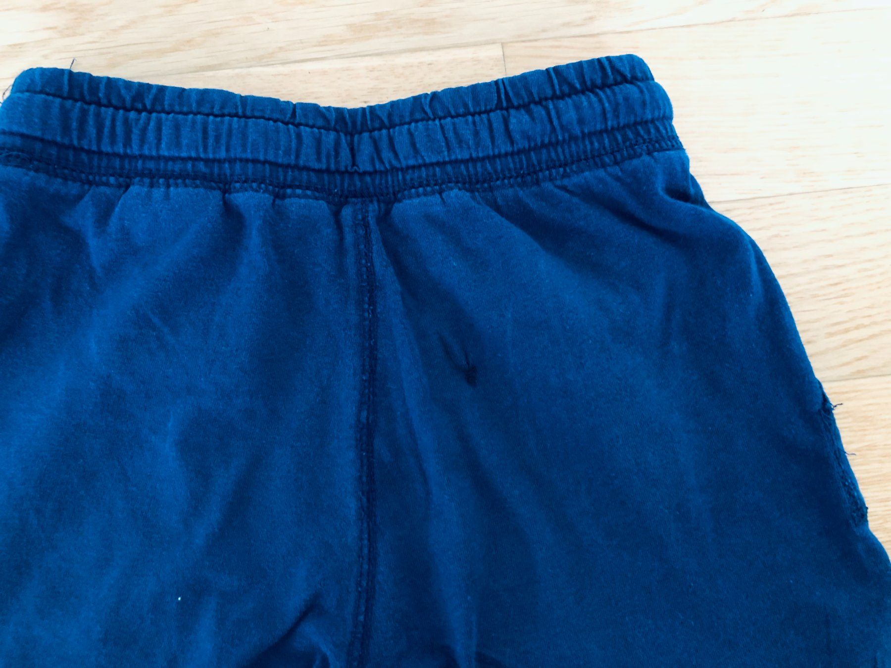 H&M Pantaloni: Kurze Hose von H&M Gr.110 – Usato da Buchs SG venduto da sunset55 1