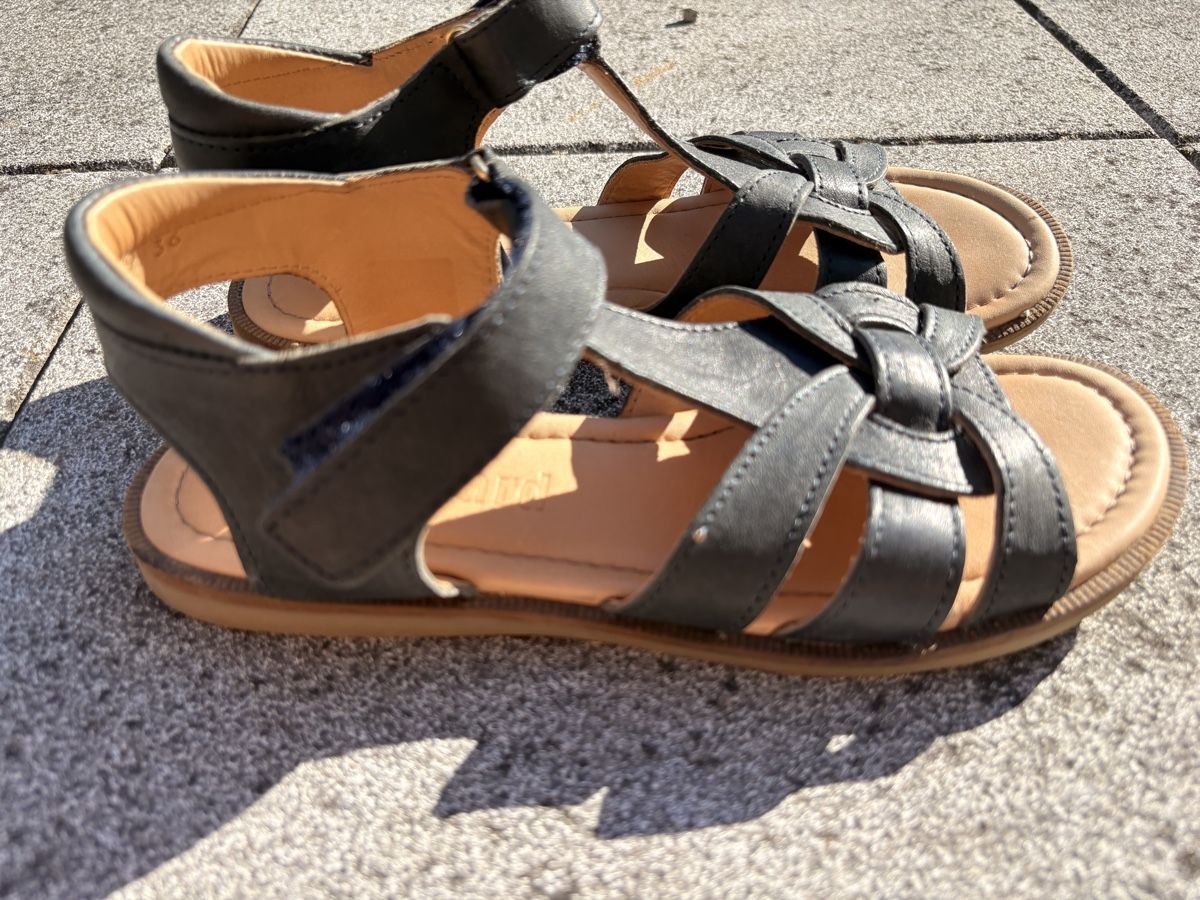 Scarpe per ragazze: bsgaard Sandalen – Nuovo (secondo la descrizione) da Zürich venduto da del_9vlj 1