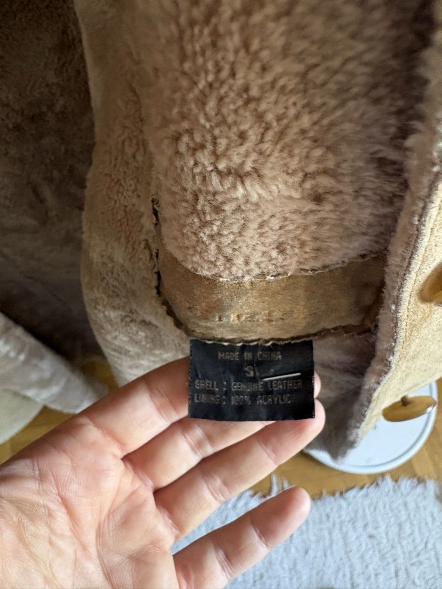 Guess Mäntel: Long GUESS winter coat in leather, size S. – Gebraucht aus Zürich von Marianavalente 1