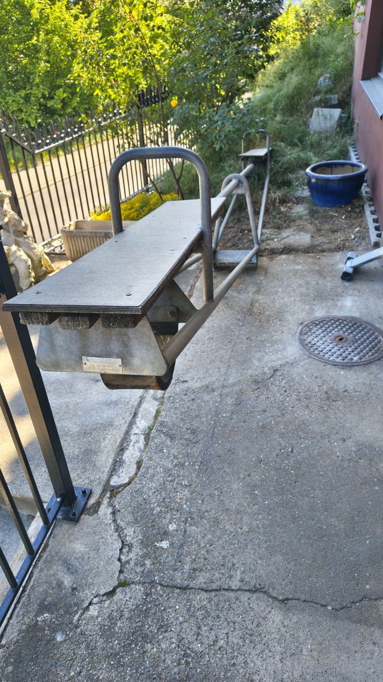 Altre altalene da giardino: Wird nächste Woche Entsorgt: Burri Metall-Wippe, Gigampfi – Usato da Dottikon venduto da Cometpython
