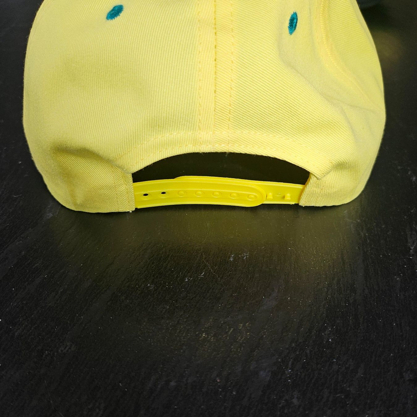 Altro in  Abbigliamento & Accessori: Baseball Cap, Mann Filter, Gelb, Neu – Nuovo (secondo la descrizione) da Weisslingen venduto da holz-spielen.ch 1