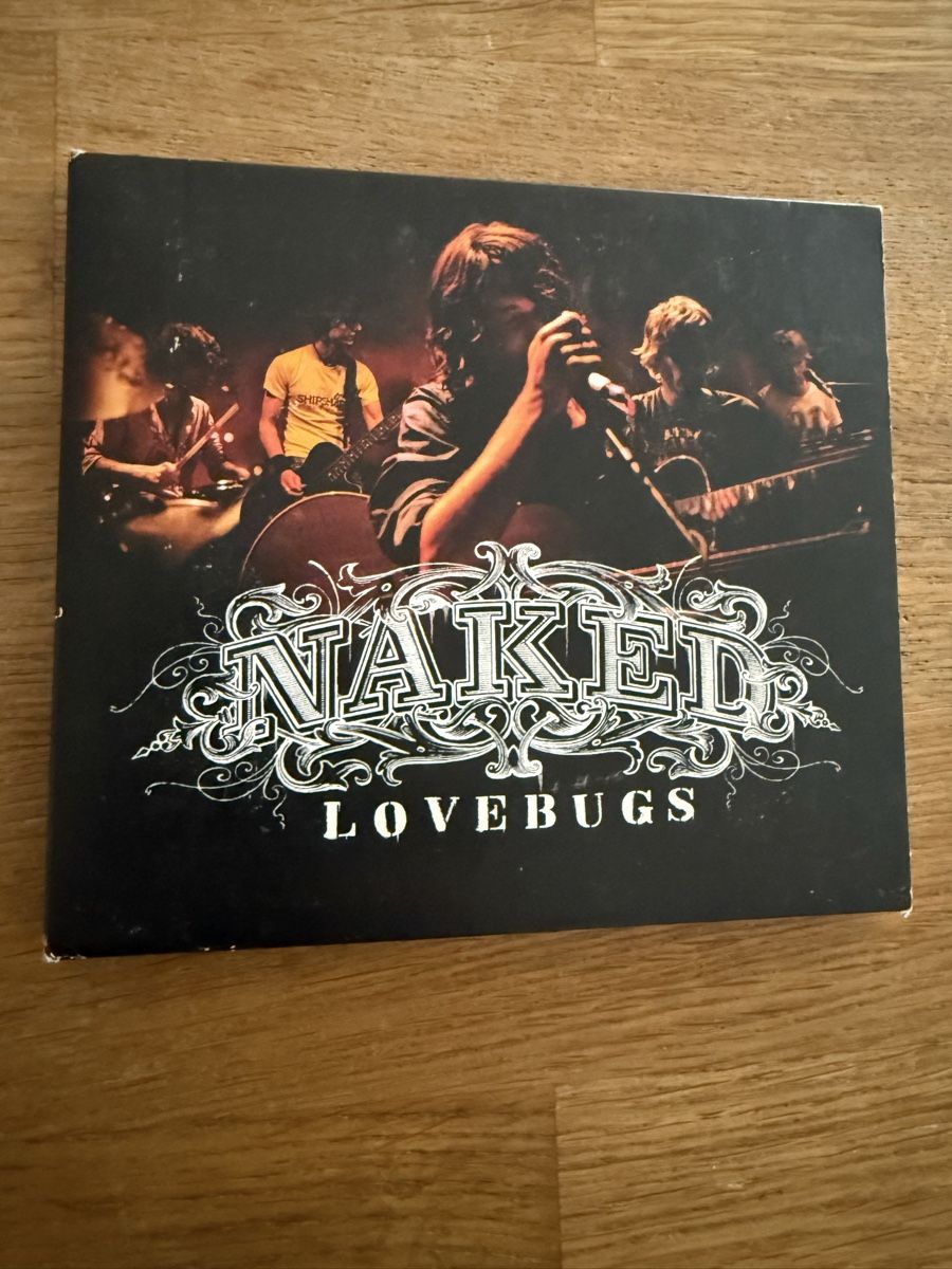 CD: Lovebugs - Naked Lovebugs CD - Gadget – Usato da Goldach venduto da Messerguru