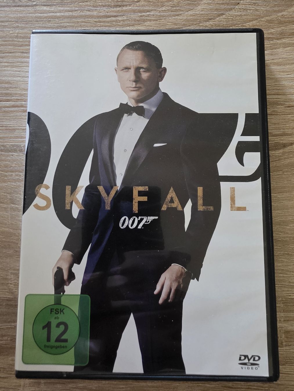 Tous les DVDs: James Bond Skyfall DVD Film  – D'occasion à Zürich par P-editon