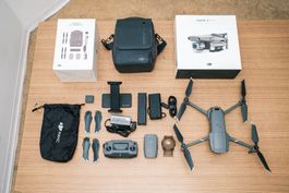 DJI Mavic 2 Pro mit Fly More Kit, 2 Akkus & Tablet-Halterung