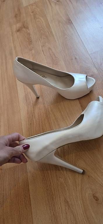 Scarpe da donna: High Heels – Usato da Oberentfelden venduto da manly88