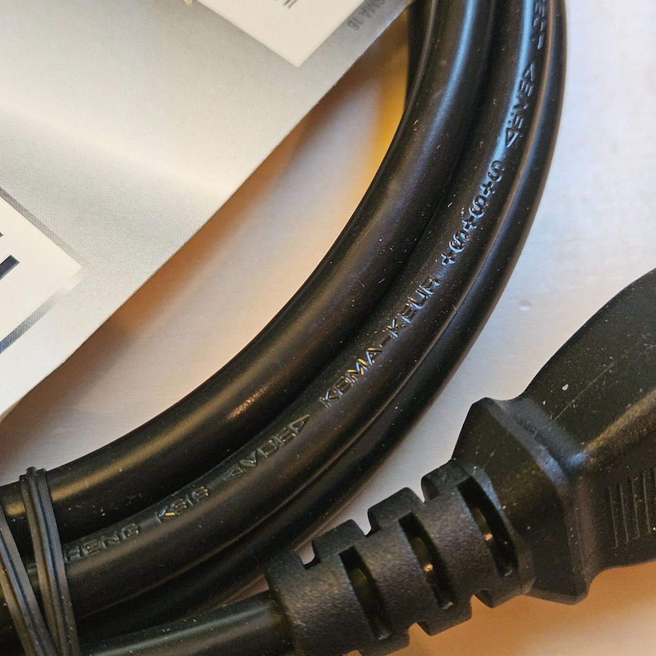 Hama Cavi: Gerätekabel 1.5 m; IEC 60320 – Nuovo e nell'imballaggio originale da Wettingen venduto da Christianv 5