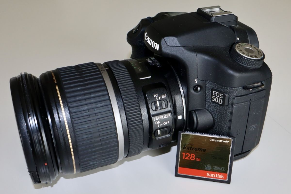 Canon Fotocamera: Canon EOS 50D Digitalkamera mit Objektiv EF-S 17-55mm – Usato da Zug venduto da mhannesb 3