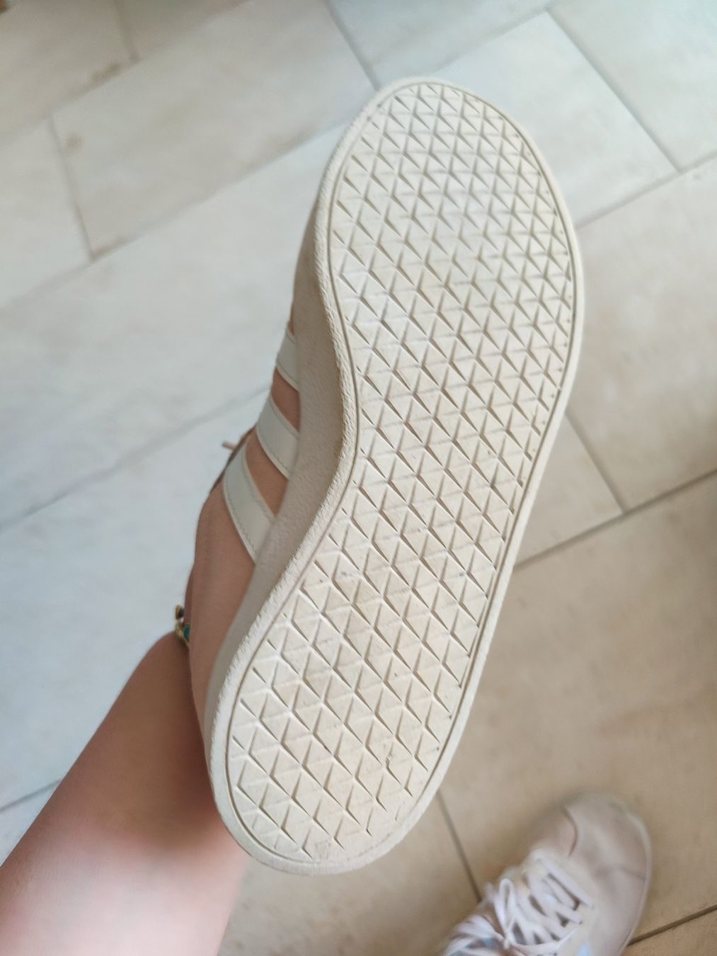 Adidas Chaussures femmes: Adidas sneakers – D'occasion à Dübendorf par vas_69xt 2
