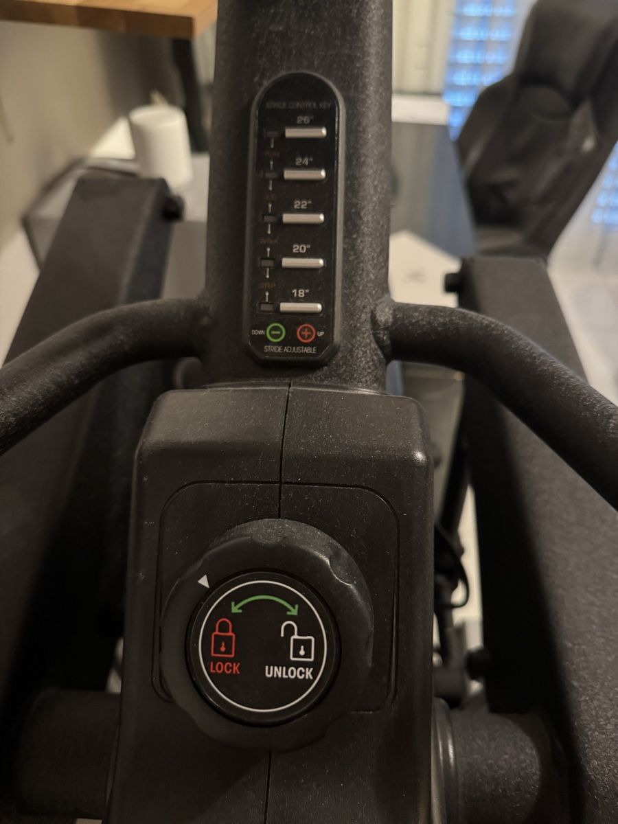 Hometrainer: Crosstrainer EX90 PLUS guter Zustand – Gebraucht aus Dübendorf von alycri 3