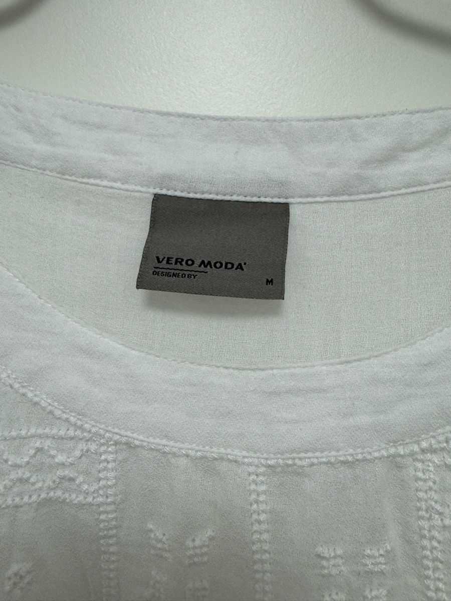 Camicette: Bluse mit Stickerei, Gr. M – Nuovo (secondo la descrizione) da Haldenstein venduto da nicB74 3