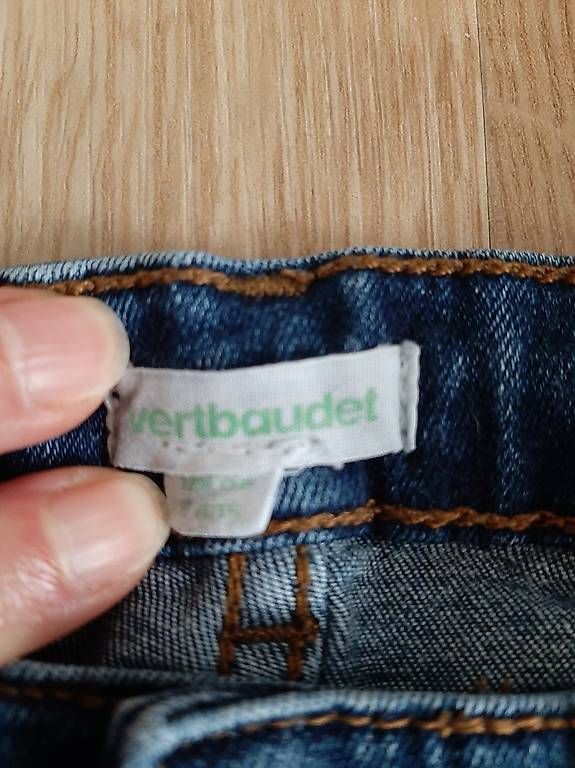 Hosen: Schöne Mädchen-Jeans blau von Vertbaudet Gr. 128 – Gebraucht aus Bütschwil von enzian008 2