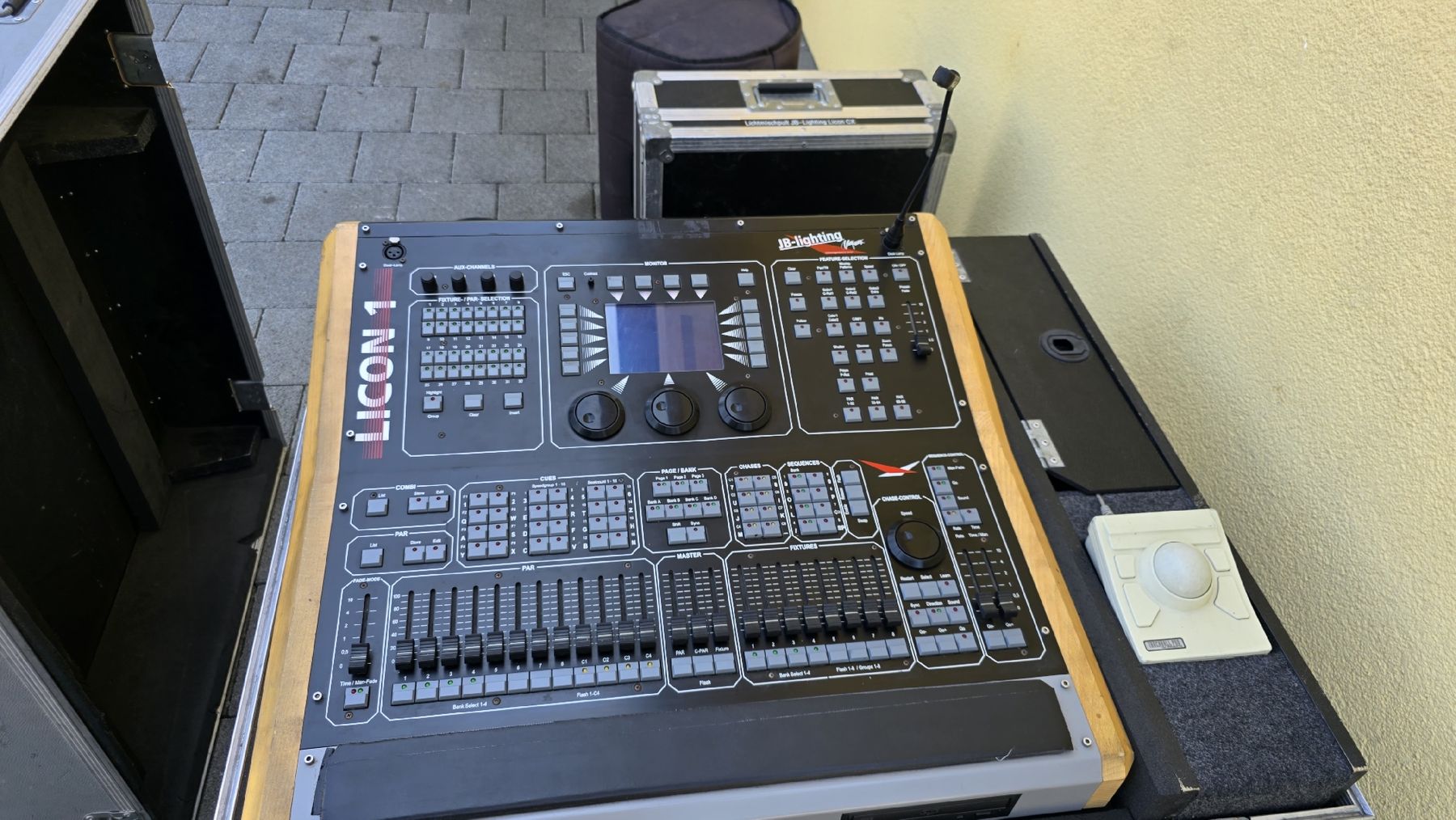 Console di mixaggio: JB Licon 1 DMX Lichtpult – Usato da melchnau venduto da lua_lrz7 1