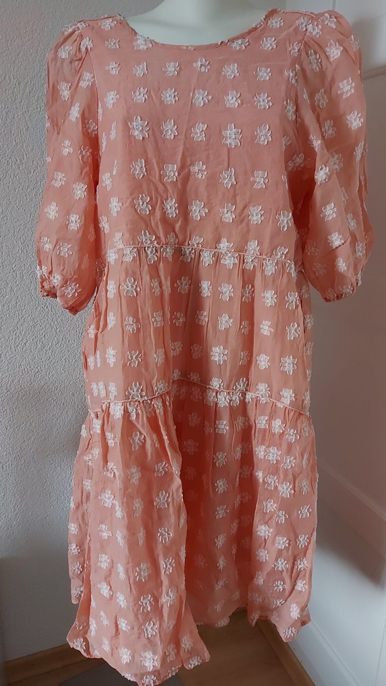 Kleider: KLEID VON SECOND FEMALE – Gebraucht aus Zofingen von MasterPCI 5