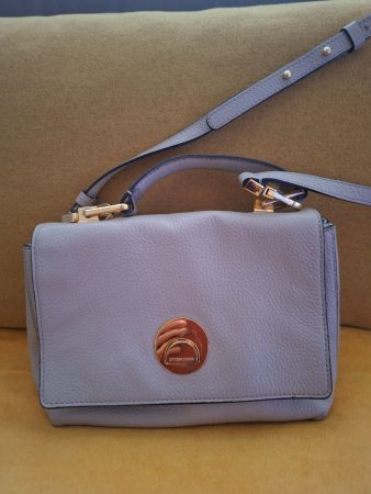 Sac à main Coccinelle cuir , beige 25x18x10cm bon état