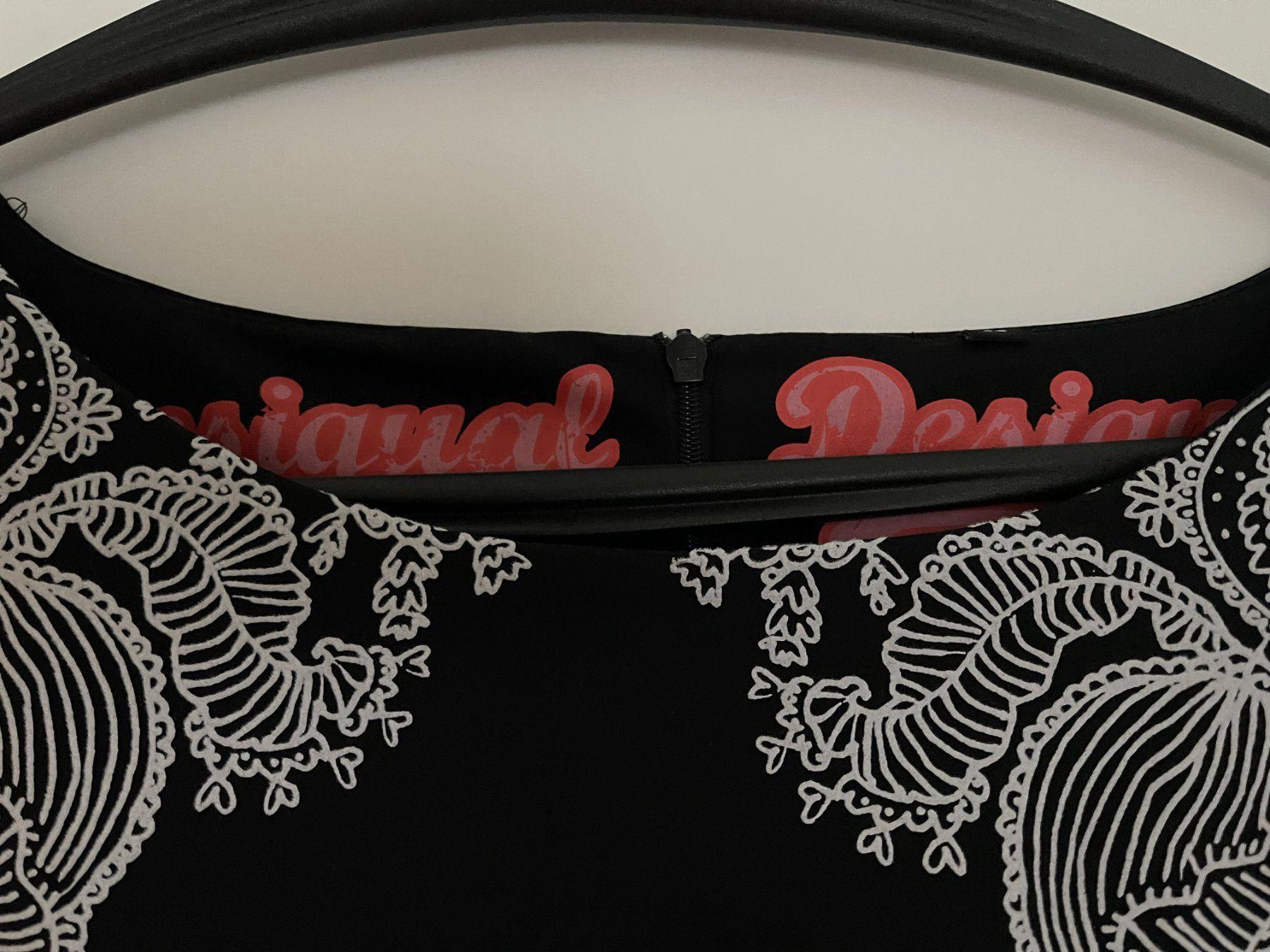 Vestiti: Desigual Etuikleid – Usato da Steffisburg venduto da sonjam2012 1