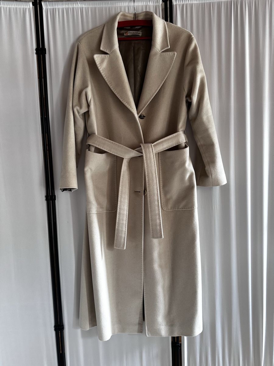 Cappotti: Manteau long en cachemire beige – Usato da Villeneuve VD venduto da tat_9fhl