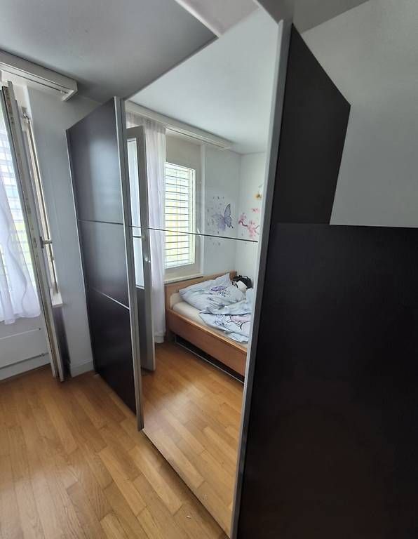 Schränke: Schwebetürenschrank – Gebraucht aus Wikon von ell88