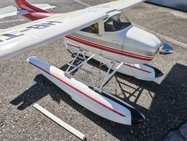 schönes Wasser-Flugzeug Cessna