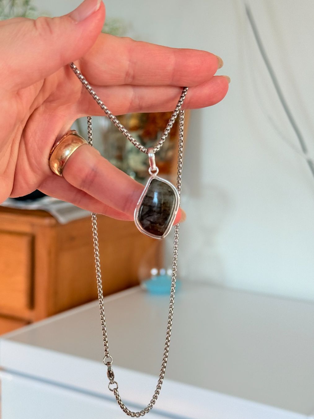 Ketten: Collier Labradorite naturelle – Neu und originalverpackt aus Genève von AGBERG 5
