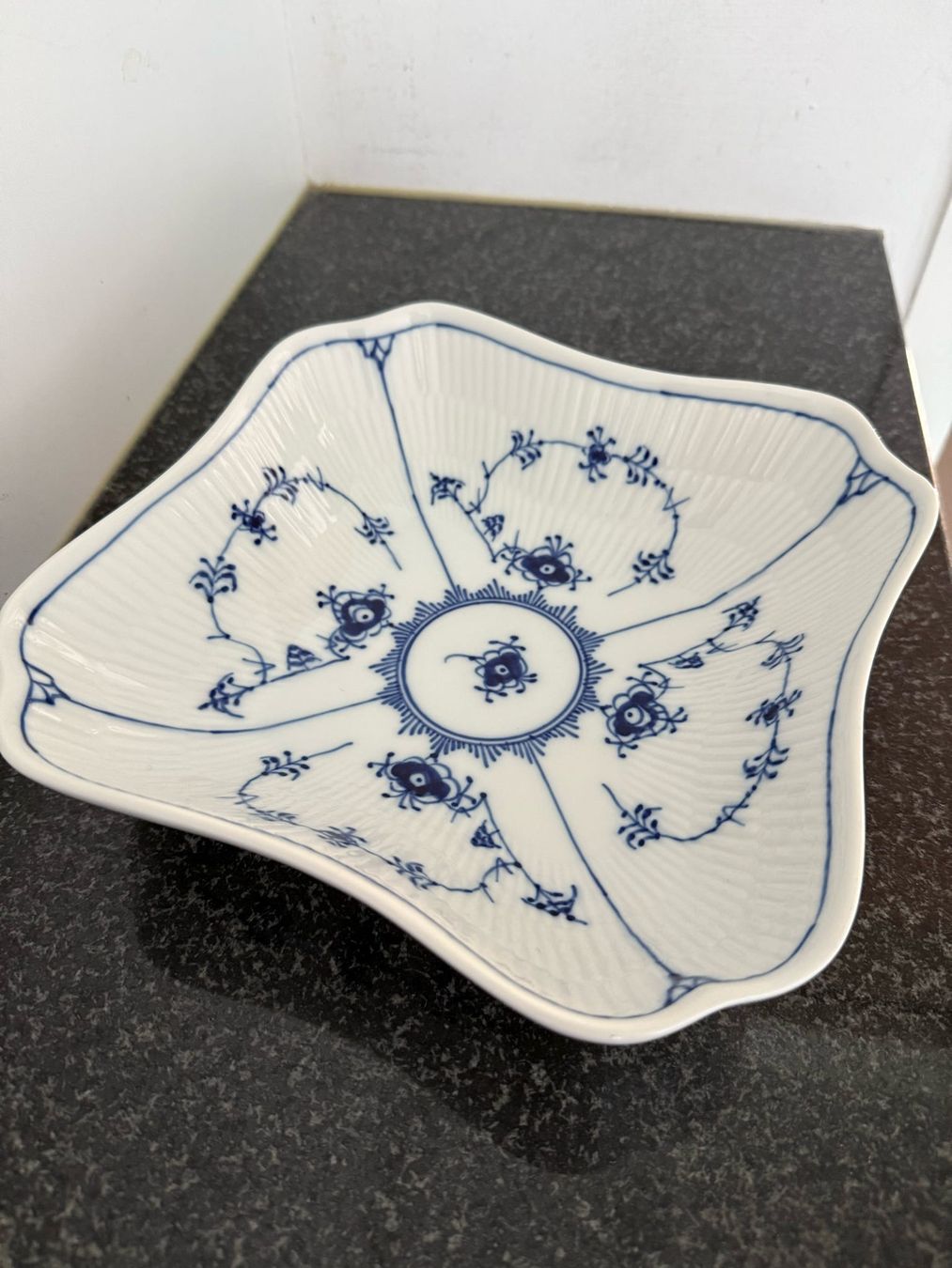 Royal Copenhagen Coupes: Royal Coppenhagen Gebäckschale – D'occasion à Schaan par ali_km9b 1